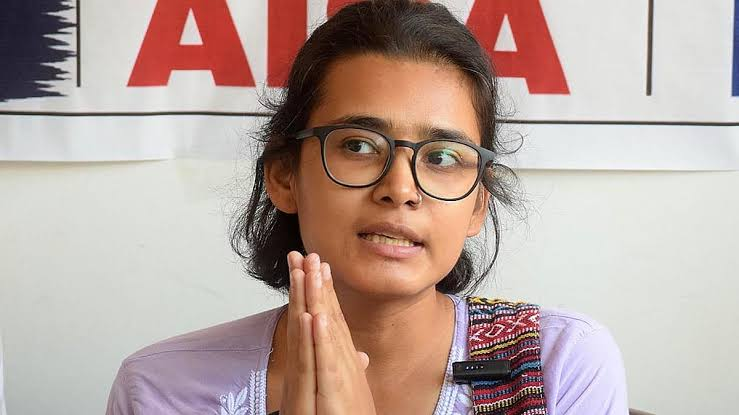 अमित शाह के इस्तीफे तक जारी रहेगा आंदोलन: AISA अध्यक्ष नेहा बोलीं—जवाबदेही छोटे अधिकारियों तक सीमित नहीं हो सकती