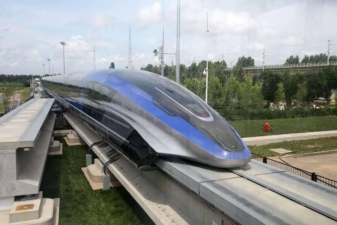 चीन की रफ्तार का नया रिकॉर्ड! 5.3 सेकंड में 800 किमी/घंटे की स्पीड