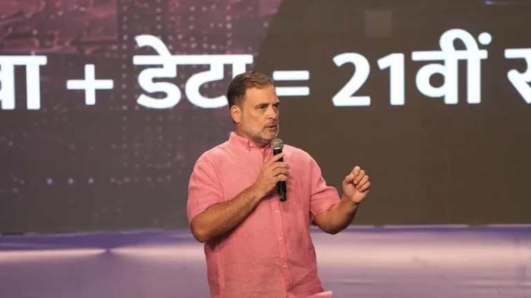 छात्रों पर कार्रवाई पर राहुल का वार—‘दोषी या असमर्थ, सरकार को जवाब देना होगा’