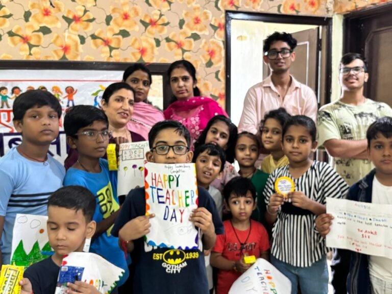 शिक्षक दिवस पर ‘एक हाथ सब साथ चैरिटेबल ट्रस्ट’ की सराहनीय पहल, बच्चों की प्रतिभा को मिला रंगों का मंच